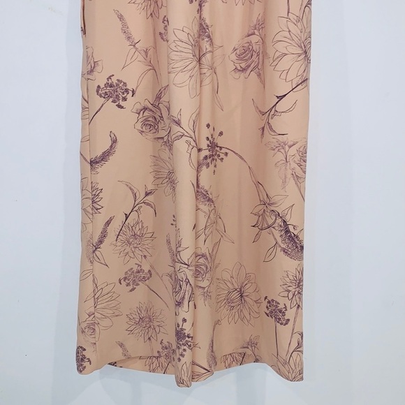 ARITZIA Babaton Flutter Pink Altamiro Floral lightweight Satin Jumpsuit size 2 - Picture 10 of 16